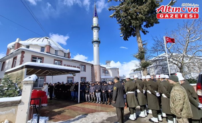 Yakalandığı hastalığı yenik düşen askerin cenazesi Samsun'da toprağa verildi