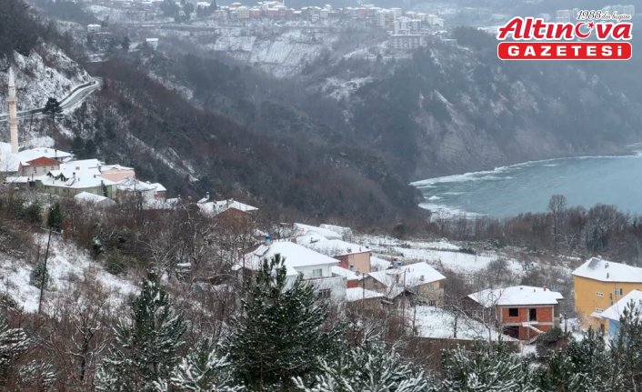 Zonguldak ve Bartın'da 28 köy yolu kar nedeniyle ulaşıma kapandı