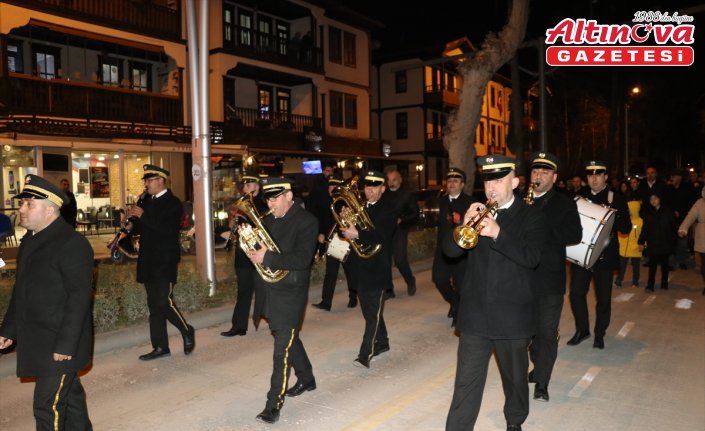 Amasya'da ramazan fener alayıyla karşılandı