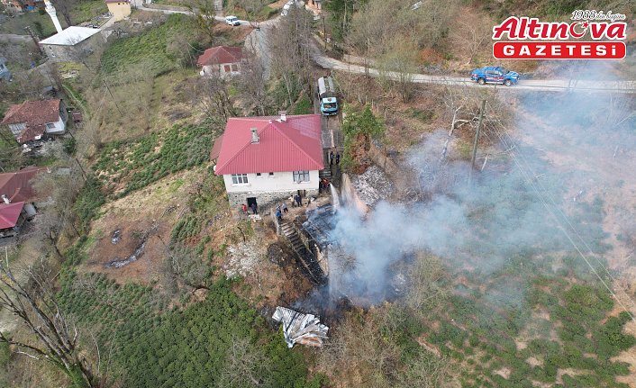 Artvin'de serenderde çıkan yangında maddi hasar oluştu
