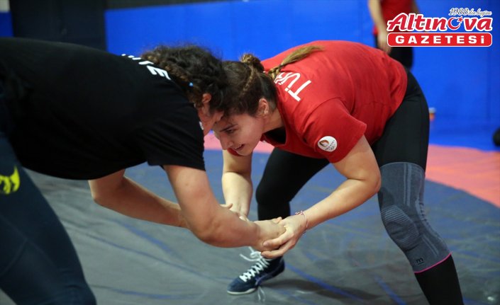 Buse Tosun Çavuşoğlu, Avrupa şampiyonluğu için hazırlanıyor