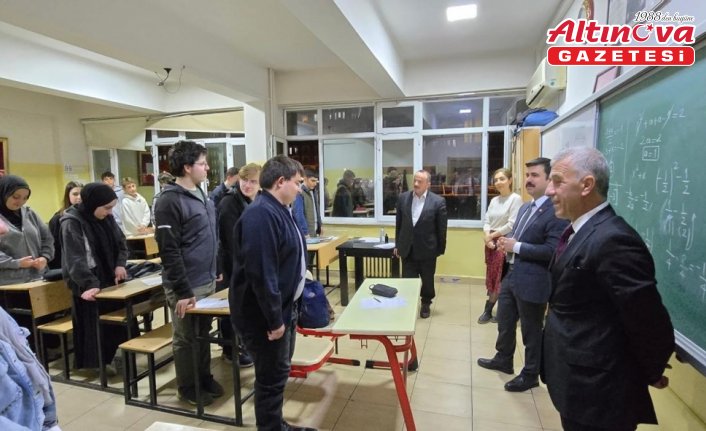 Çaykara Kaymakamı Sapmaz, öğrencilerle iftarda bir araya geldi