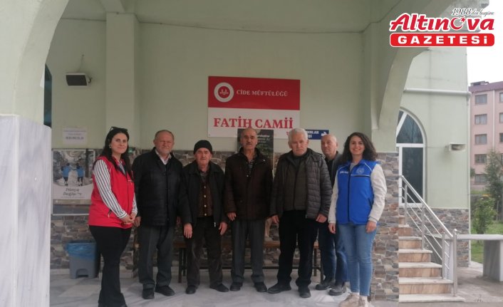 Cide Gençlik ve Spor İlçe Müdürlüğünden ilçedeki yaşlıları ziyaret etti