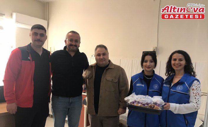 Cide'de 14 Mart Tıp Bayramı kutlandı