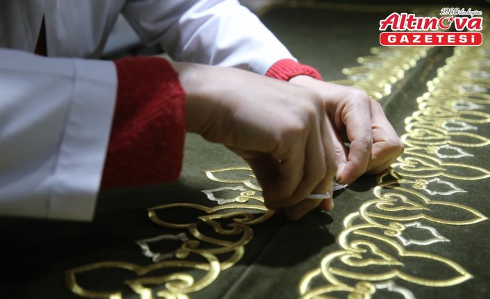 Danişment Melik Ahmet Gazi Türbesi'ndeki sandukanın puşidesi 2,5 yılda tamamlandı