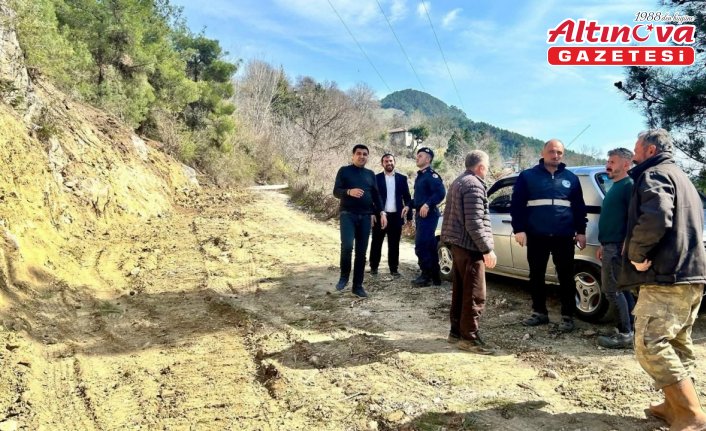 Durağan'da dere ıslahı ve yol genişletme çalışmaları yapılıyor