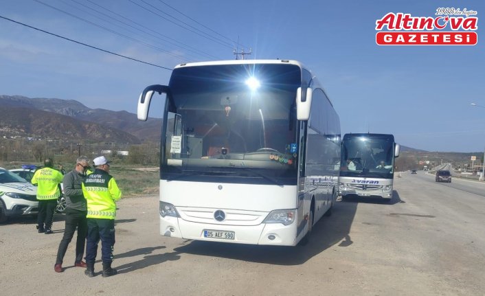 Gümüşhacıköy’de bayram öncesi trafik denetimi yapıldı