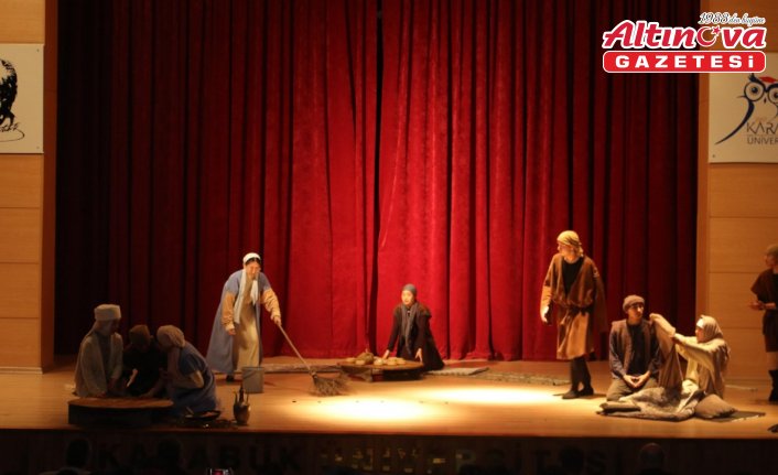 Karabük Üniversitesinde Kazakistan'ın tarihi draması “Sak Dala“ sahnelendi