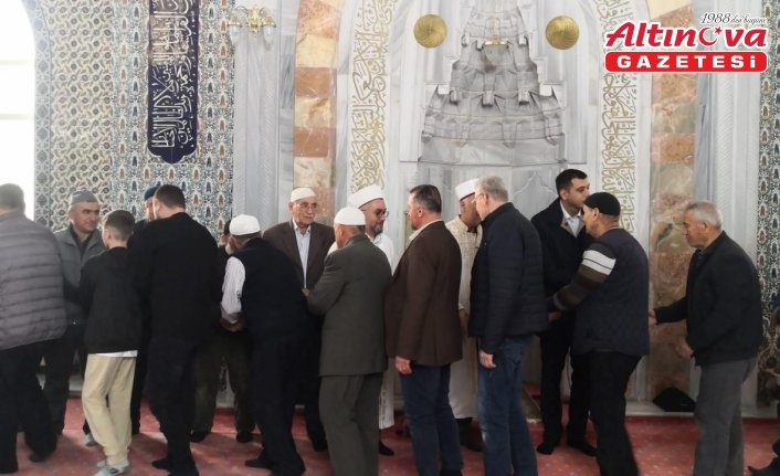 Kargı'da protokol üyeleri ve vatandaşlar bayramlaştı