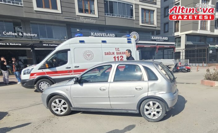 Merzifon’da otomobille çarpışan motosikletteki 2 kişi yaralandı