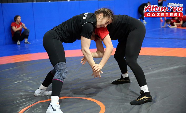 Milli güreşçi Yasemin Adar Yiğit'in hedefi 8. Avrupa şampiyonluğu