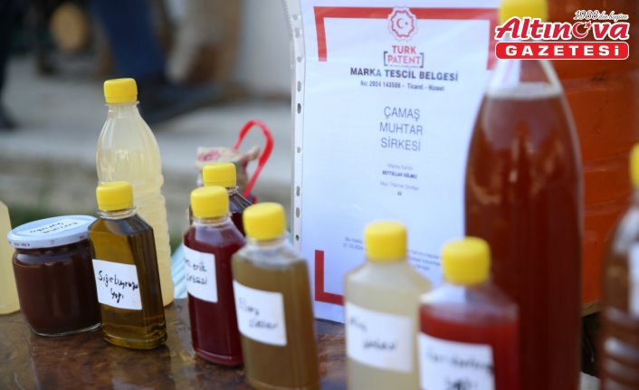 Muhtar ürettiği 5 çeşit sirkeye marka tescil belgesi almayı başardı