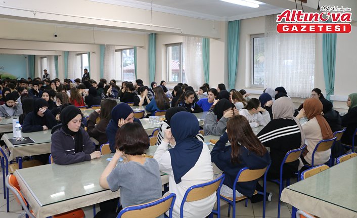 Of'ta öğrencilerin katılımıyla iftar programı gerçekleştirildi