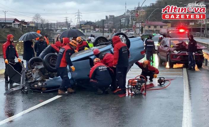 Rize'de takla atan otomobilin sürücüsü öldü