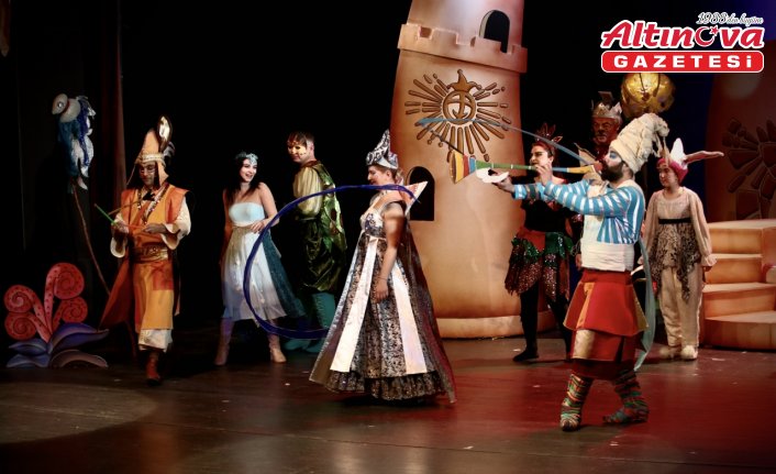 SAMDOB “Masal Şatosu“ müzikalini minik sanatseverlerle buluşturdu