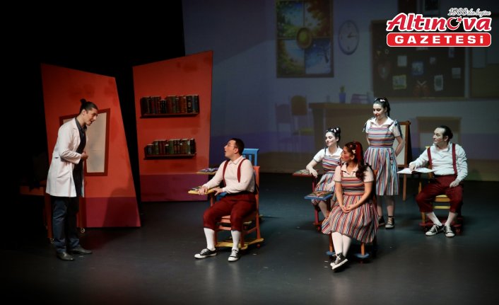 SAMDOB “Okulumuz Orman“ oyununu minik seyircilerle buluşturdu