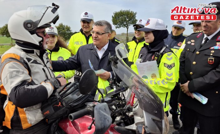Sinop Valisi Özarslan, trafik denetimine katıldı