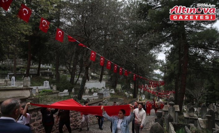 Tokat'ta Danişment Melik Ahmet Gazi Türbesi'nin puşidesi değiştirildi
