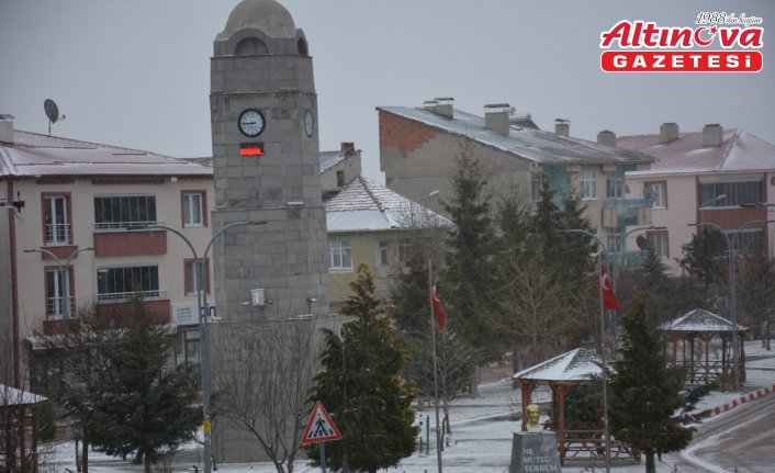 Tokat'ta kar yağışı etkili oldu