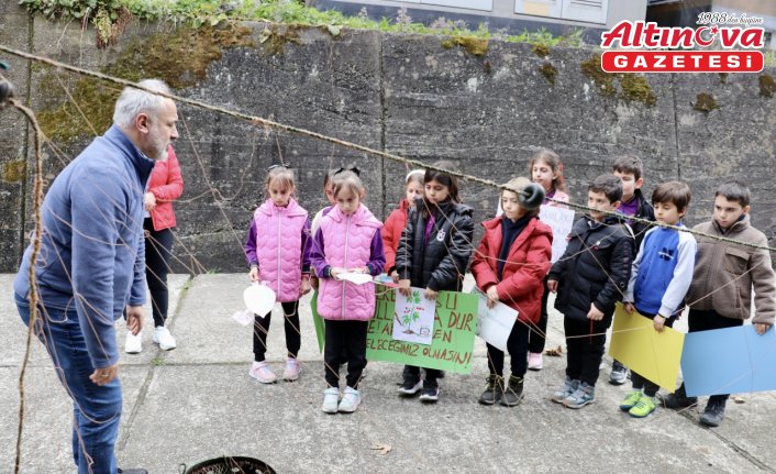 Trabzon'da öğrenciler hayalet ağlar ve deniz ekosistemi hakkında bilgilendirildi