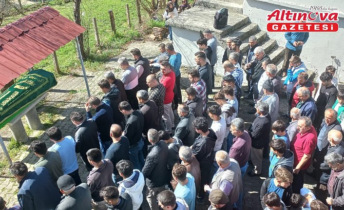 Zonguldak'ta trafik kazasında hayatını kaybeden 15 yaşındaki motosiklet sürücüsü defnedildi
