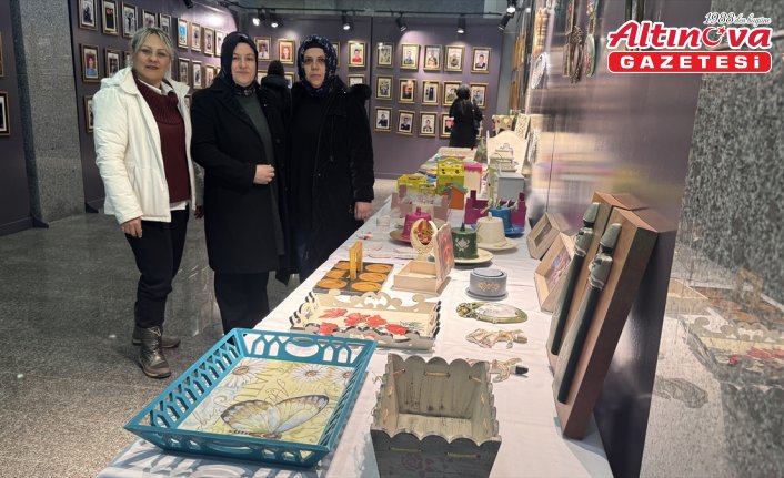 Zonguldak'ta gazi ve şehit yakınlarının el işi ürünleri sergilendi