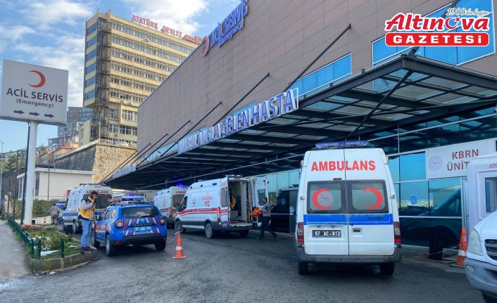 Zonguldak'ta karbonmonoksitten etkilenen baba ve 2 çocuğu hastaneye kaldırıldı