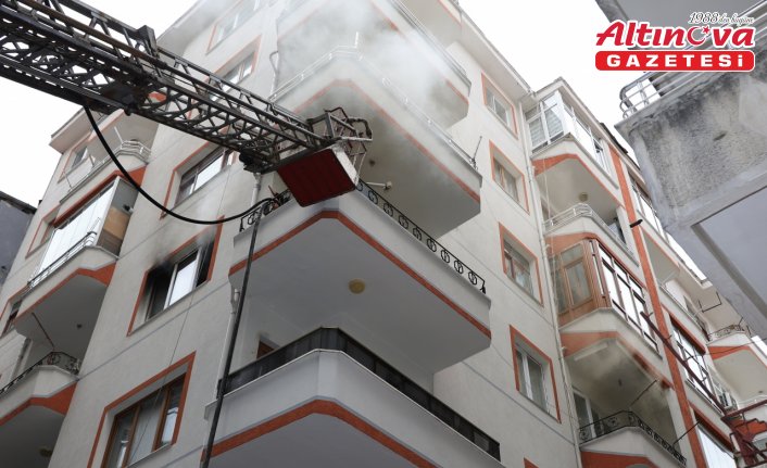 Arhavi'de evde çıkan yangın söndürüldü