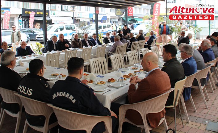 Ayancık'ta bayramlaşma programı düzenlendi