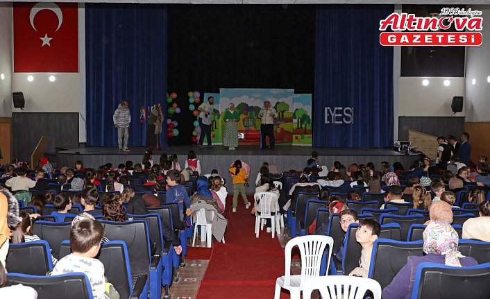 Bafra'da “Sevgi ve Rotobu Dev Adama Karşı“ adlı tiyatro oyunu sahnelendi