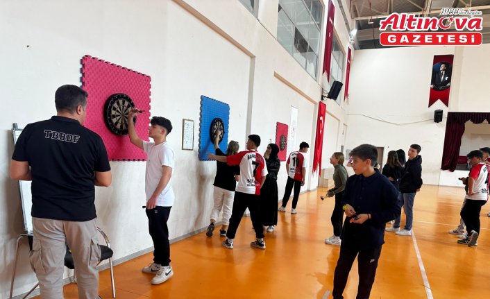 Bafra'da dart turnuvası düzenlendi