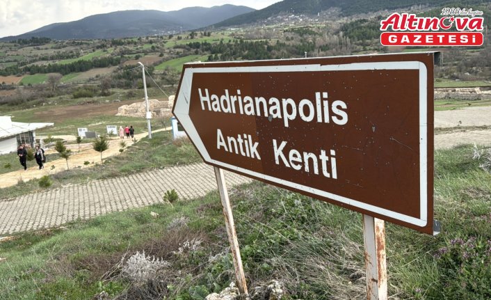 Bayramda Karabük'teki antik kenti ziyaret edenler tarihte yolculuk yaptı