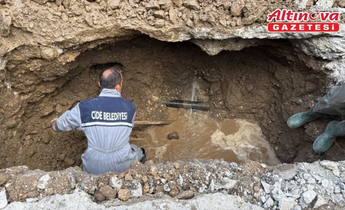 Cide'de su ve kanalizasyon şebekelerinde bakım onarım çalışması sürüyor