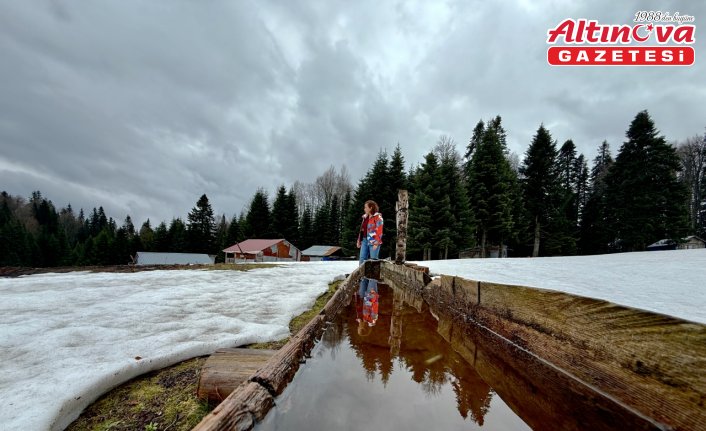 Düzce'deki yaylalar, kışın ve ilkbaharın izlerini taşıyor