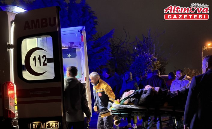 Gerze'de otomobilin çarptığı yaya yaralandı