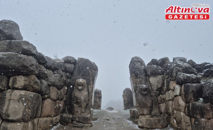 Hattuşa Antik Kenti'nde kar yağışı etkili oldu