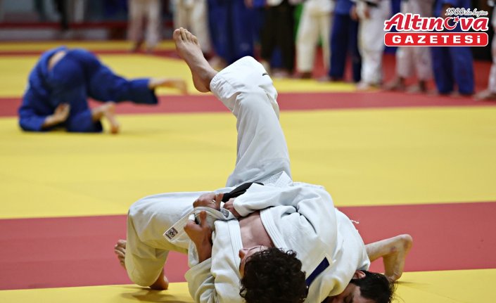 Judocular, Samsun'daki kampta ulusal ve uluslararası müsabakalara hazırlanıyor