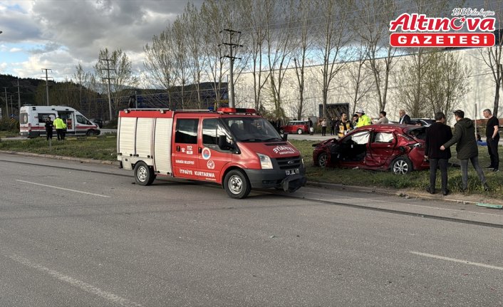 Karabük'te tırla çarpışan otomobildeki 3 kişi öldü, 2 kişi yaralandı