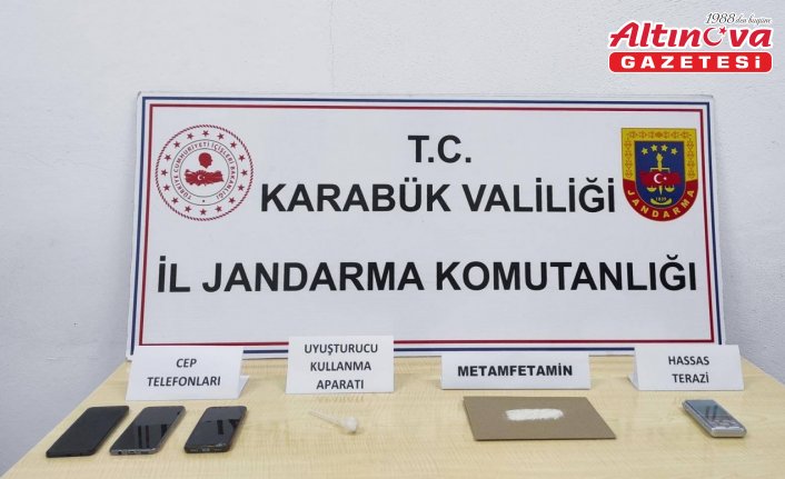 Karabük'te uyuşturucu operasyonlarında 3 zanlı tutuklandı