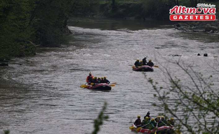 Melen Çayı'nda rafting sezonu açıldı