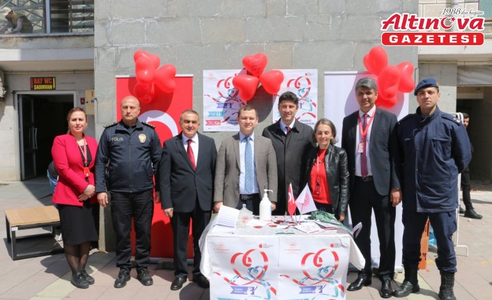 Of’ta kalp sağlığına dikkat çekmek için stant açıldı