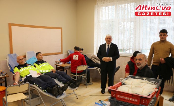 Of’ta velilerden kan bağışı kampanyasına destek