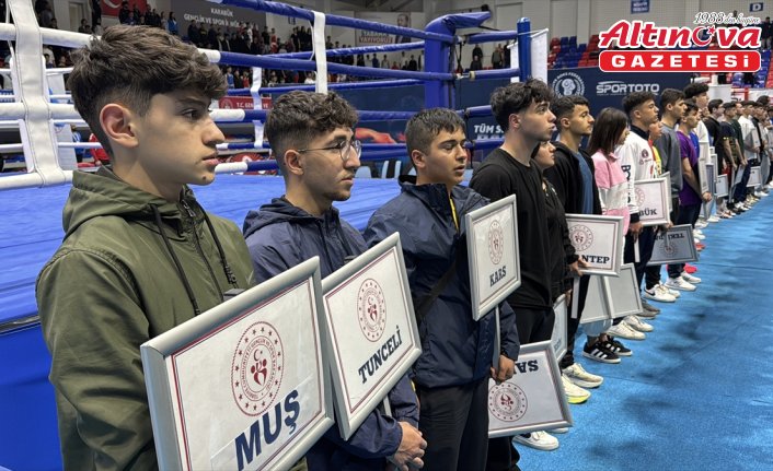 Okul Sporları Gençler Türkiye Boks Birinciliği Karabük'te başladı
