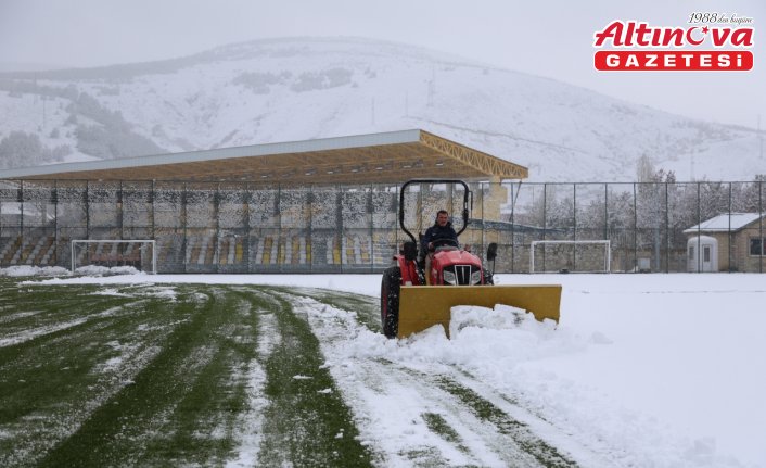 Ordu ve Bayburt'un yüksek kesimlerinde karla mücadele sürüyor