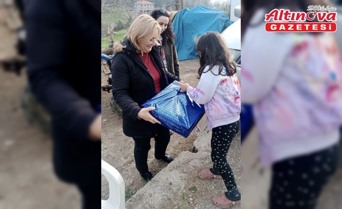 Sinop'ta “Vali Amcaya Mektup“ projesinden 240 çocuğa bayram hediyesi