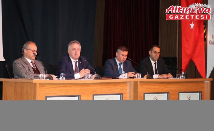 Trabzon'da “Ermeni Meselesi: 1915 Olaylarının Dünü-Bugünü“ konulu panel düzenlendi