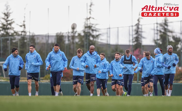 Trabzonspor'da Çaykur Rizespor maçı hazırlıkları başladı