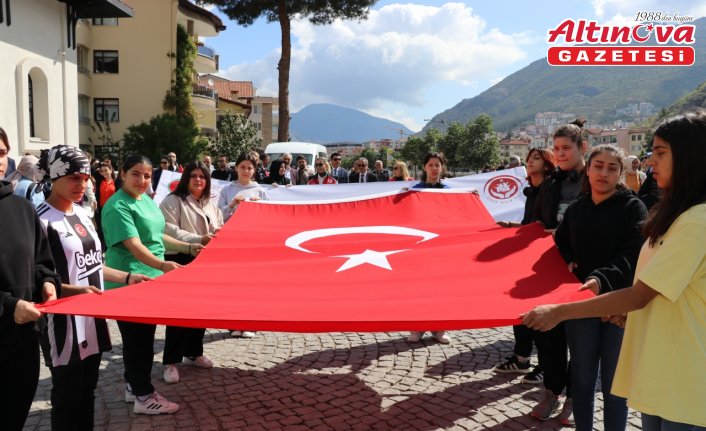 Amasya’da Dünya Aile Günü yürüyüşle kutlandı