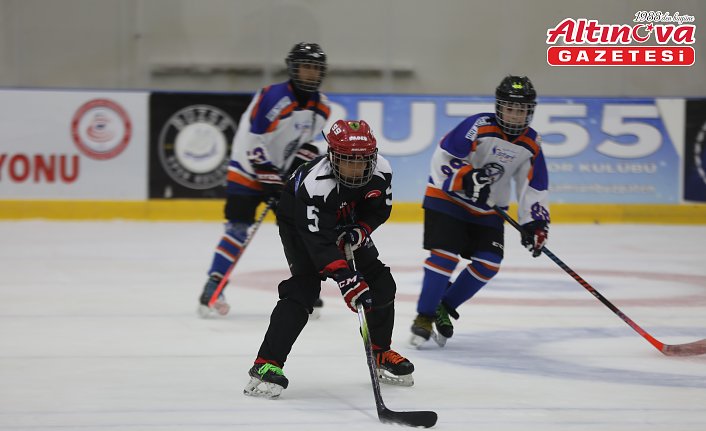 Buz Hokeyi U14 Türkiye Şampiyonası, Samsun'da başladı
