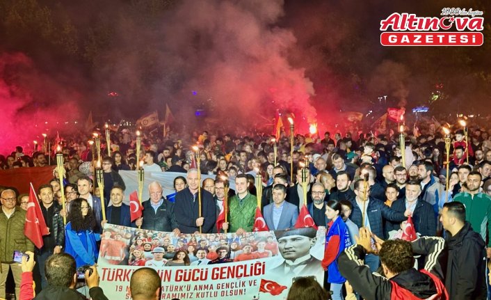 Düzce'de “Gençlik Haftası“ kapsamında kortej yürüyüşü yapıldı